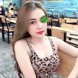 Thụy Nương - Máy bay bà già Quận 11 tìm phi công bổ sung vitamin C